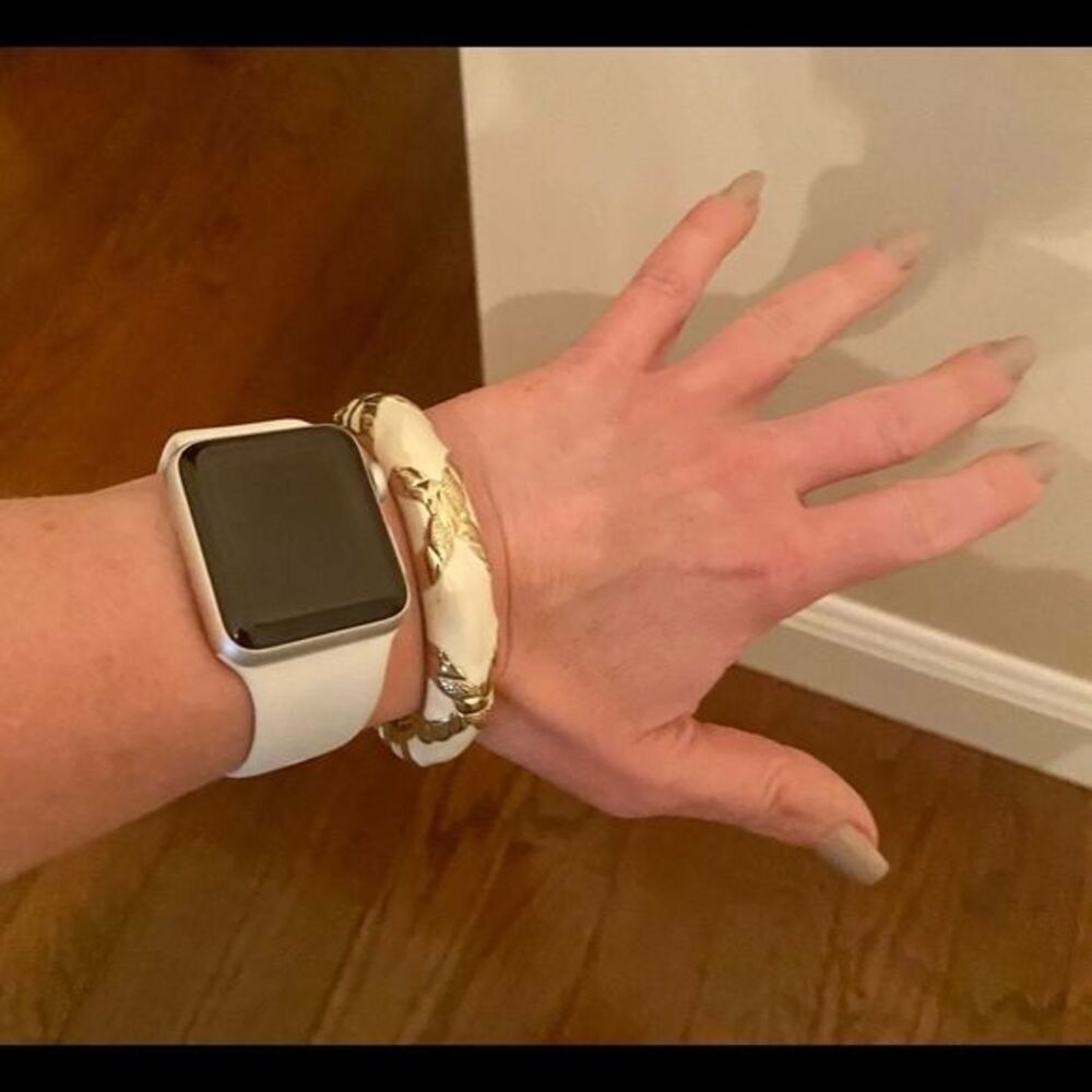 Cache - White and Gold‎ Bracelet